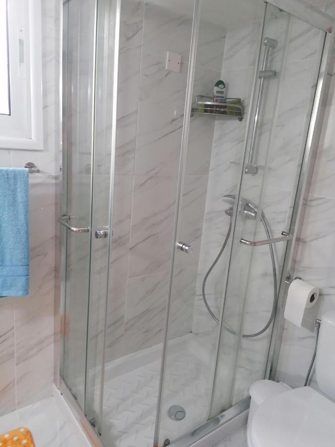 Elenas 1 Bedroom Apartment In Limassol Center ภายนอก รูปภาพ