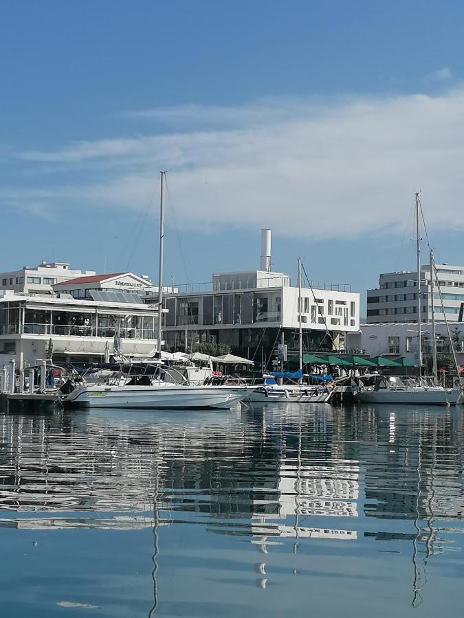 Elenas 1 Bedroom Apartment In Limassol Center ภายนอก รูปภาพ