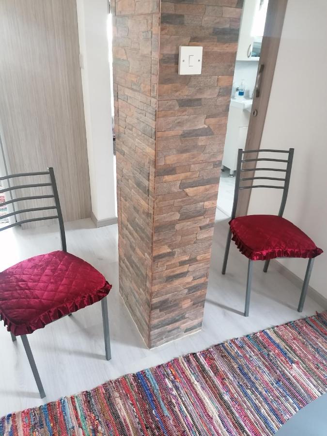 Elenas 1 Bedroom Apartment In Limassol Center ภายนอก รูปภาพ